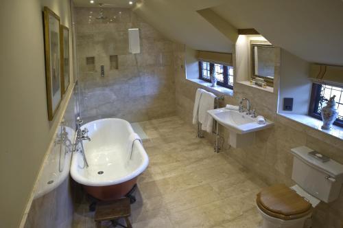 Agroturismo Hever Castle Luxury Bed And Breakfast
