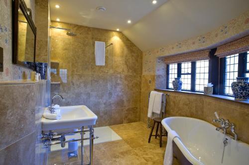Agroturismo Hever Castle Luxury Bed And Breakfast
