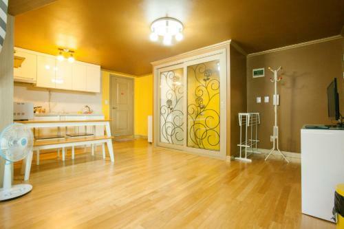 Hostal Han River Guesthouse In Seoul