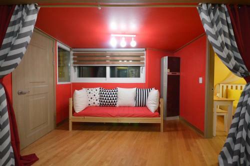 Hostal Han River Guesthouse In Seoul