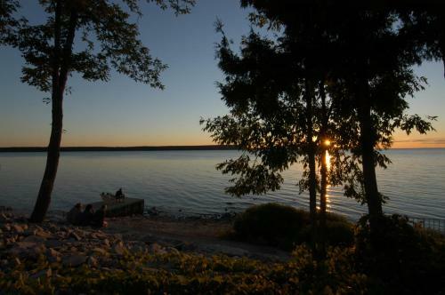 Hotel Westwood Shores Waterfront Resort