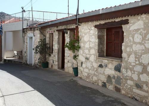 Dorina Cottage