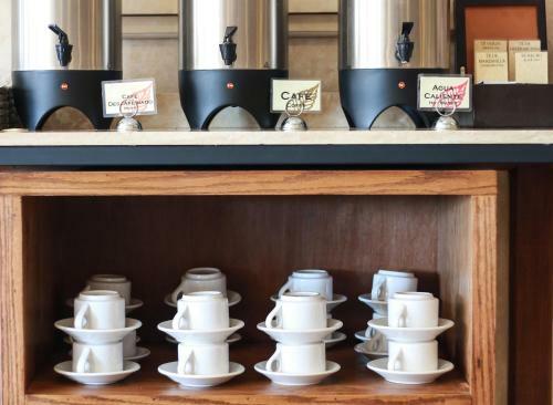 Hotel Fresno Galerias