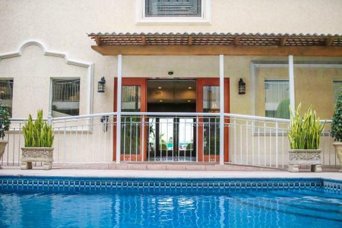 Hotel Fresno Galerias