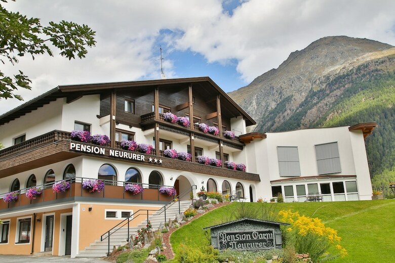 Hostal Pension Neururer