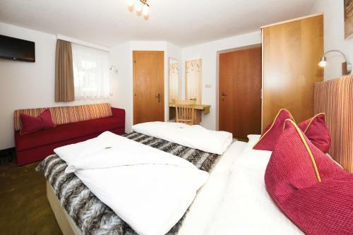 Hostal Pension Pitze