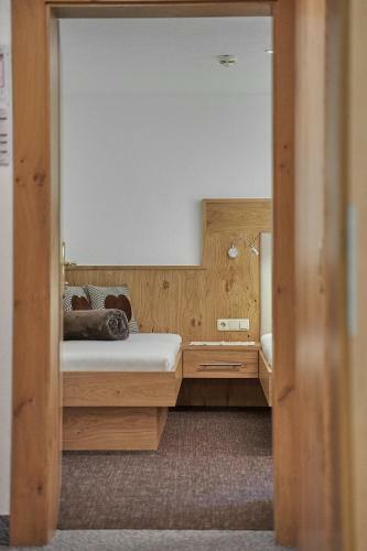 Hostal Hotel Garni Sch�nblick