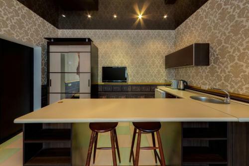 Voyage Hall Apartment