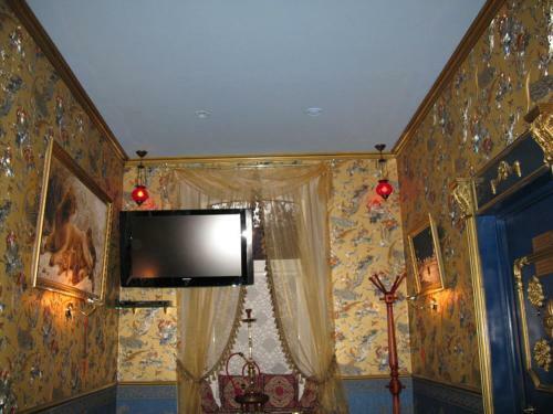 Bed & Breakfast Gostiniy Dvor On Troitskaya