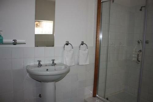 Hostal Karoopark Guest House