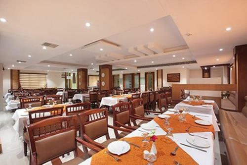 Hotel Anjali Park