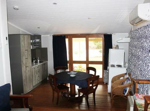 Agroturismo Outback Cellar & Country Cottage
