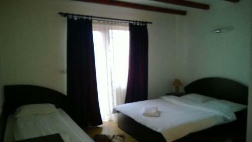 Hostal Pensiunea Valcinet