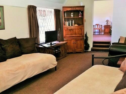 Pine Tree Lodge