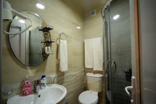 Hostal Edelveis Guest House