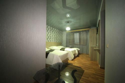 Hostal Edelveis Guest House