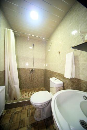 Hostal Edelveis Guest House