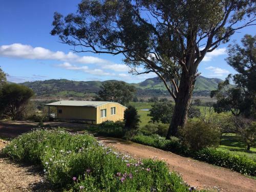 Burnt Creek Cottages