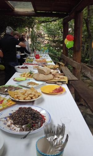 Hostal Centro Trekking A Cavallo Monte Brugiana