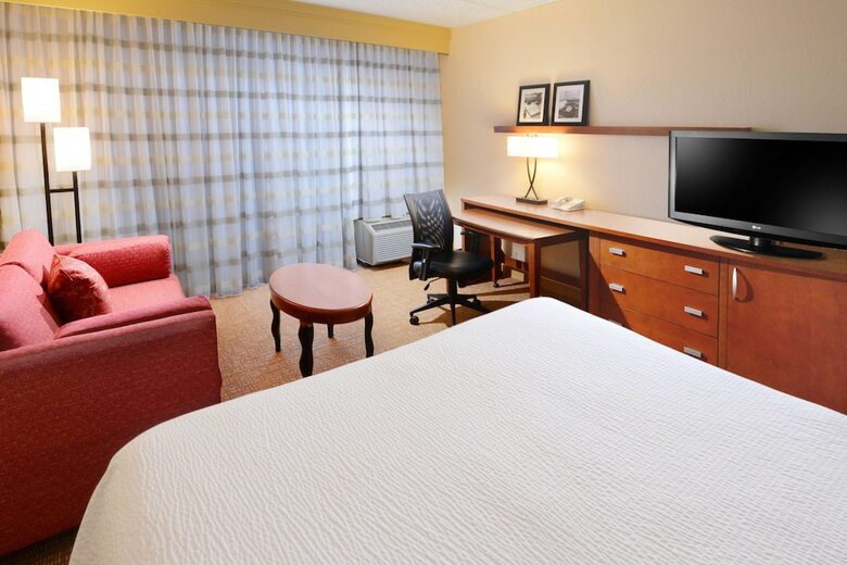 Hotel Courtyard By Marriott San Antonio Airport