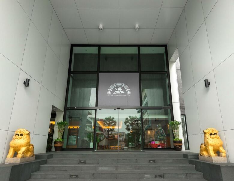 Andaman Beach Suites Hotel
