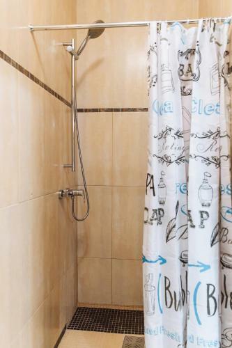 Viktoriya Hotel