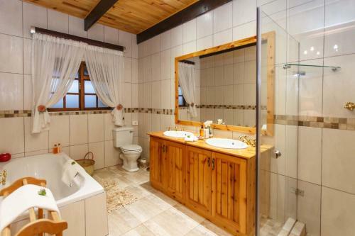 Hostal De Denne Guest House
