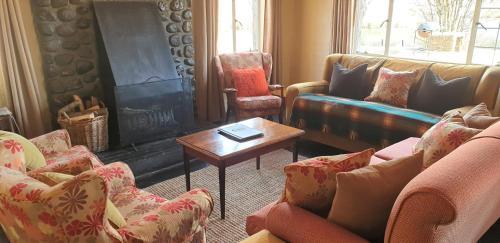 Hotel Lake Naverone Holiday Cottages