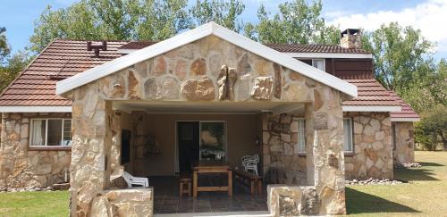 Hotel Lake Naverone Holiday Cottages