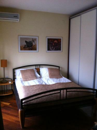 Hostal Sunny House