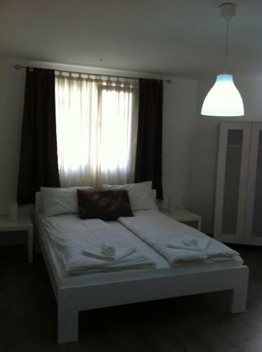 Hostal Sunny House