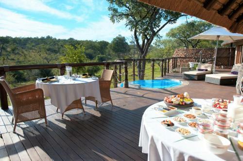 Royal Madikwe Luxury Safari Lodge