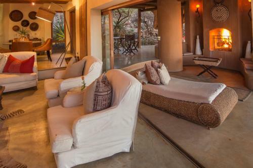 Royal Madikwe Luxury Safari Lodge