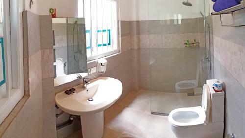 Hotel Thaprobane Beach House