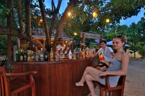 Hotel Thaprobane Beach House