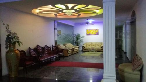 Misuki Plaza Hotel