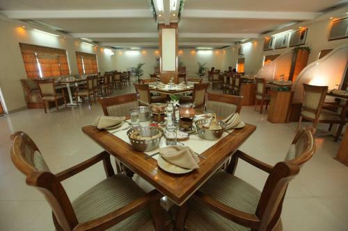 Hotel Aapno Ghar Resort & Amusement Park