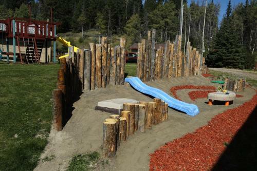 Hotel Lac Le Jeune Resort & Nature Centre