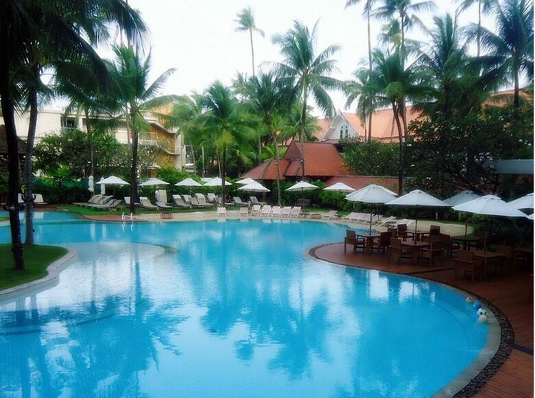Patong Beach Hotel