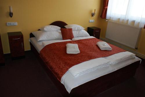 Hotel Palota City