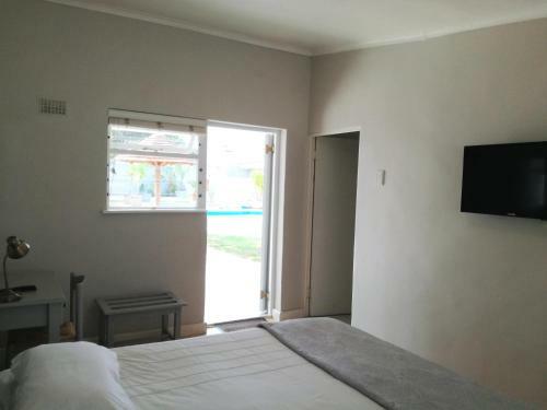 Hostal Livesey Lodge Guest House