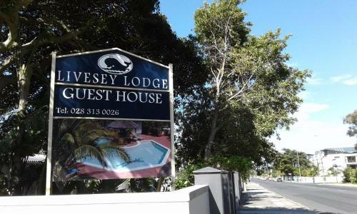 Hostal Livesey Lodge Guest House