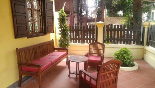 Posada Sok Dee Residence