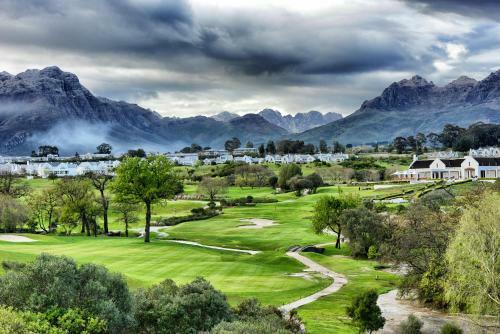 Hotel Three Cities Kleine Zalze Lodge