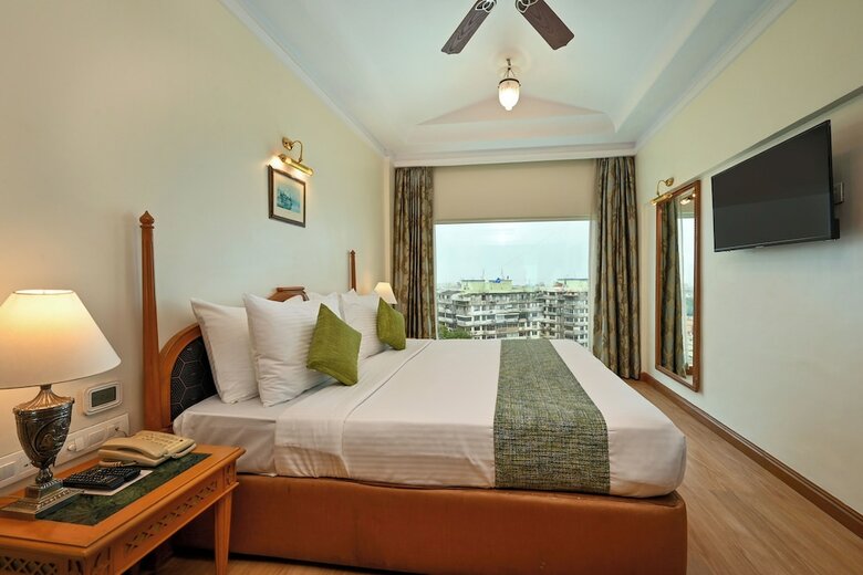 Hotel Fariyas