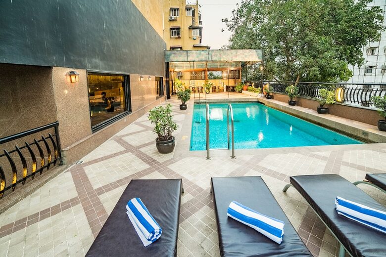 Hotel Fariyas