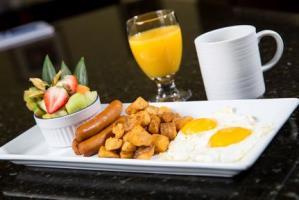 Hotel Holiday Inn Montreal-longueuil