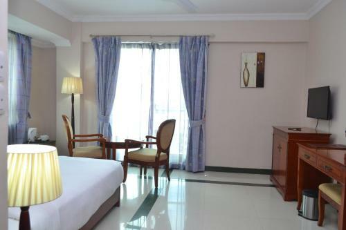 Hotel Nikko Towers