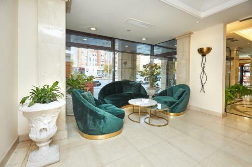 Hotel Master