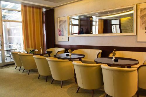 Hotel Atina